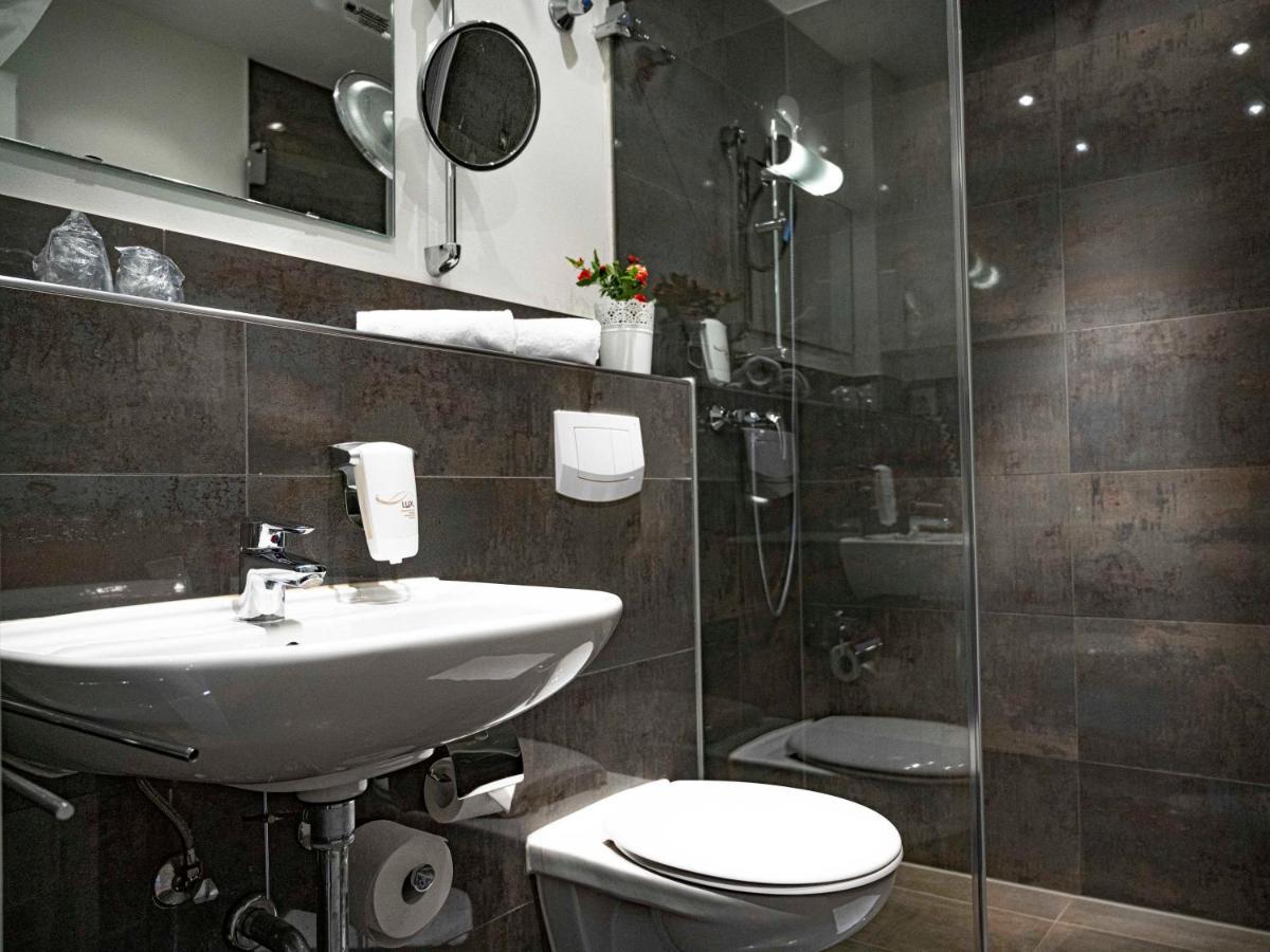 Landhotel Graf Obereggenen エクステリア 写真